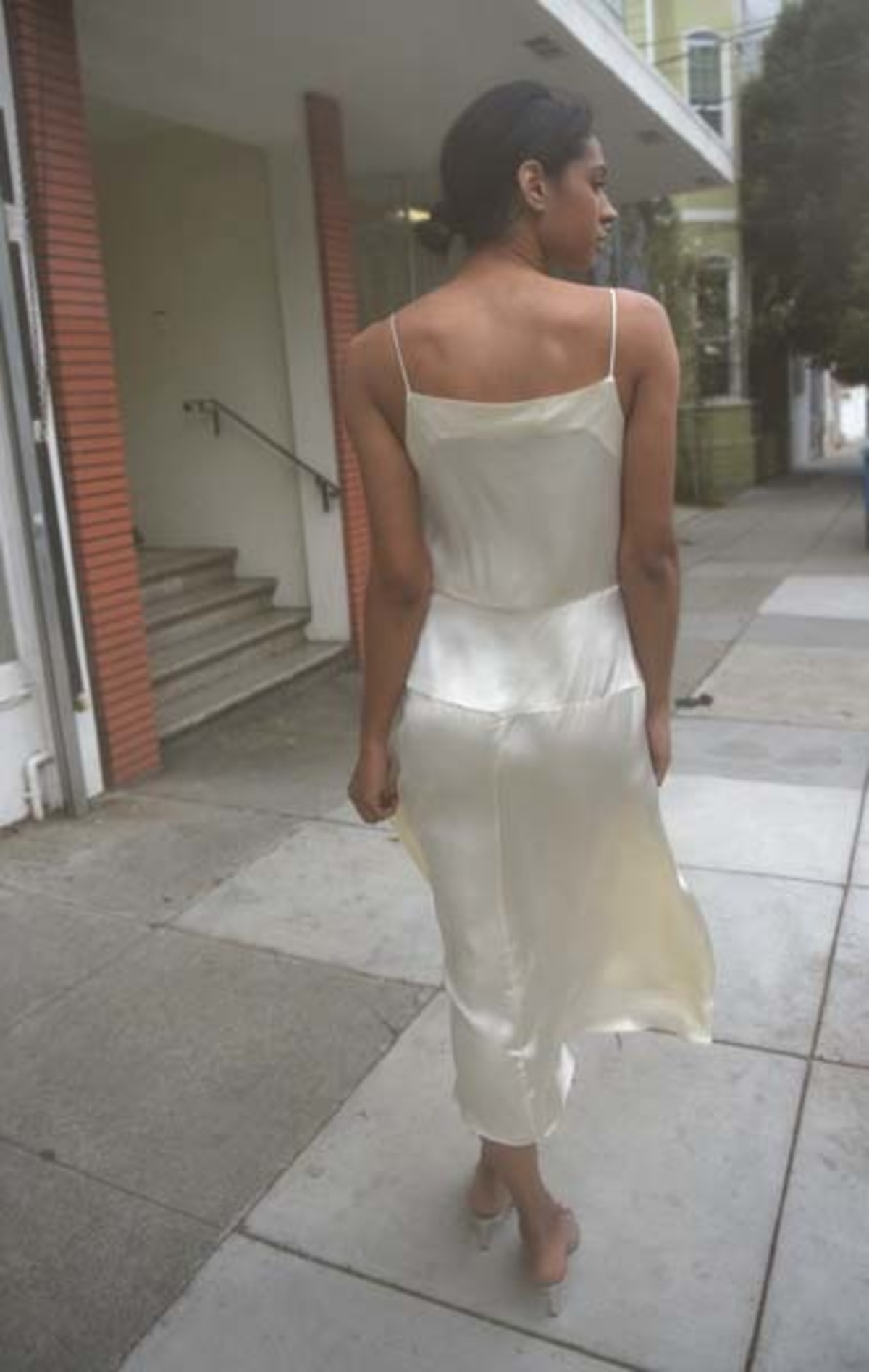 オールインワン・サロペット Carven Open Back Slip Dress Carven Open Back Slip Dress Midi in Neutrals | THE LIST