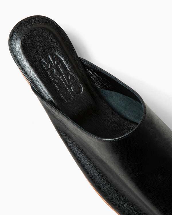 Martiniano Mule Flats - Black