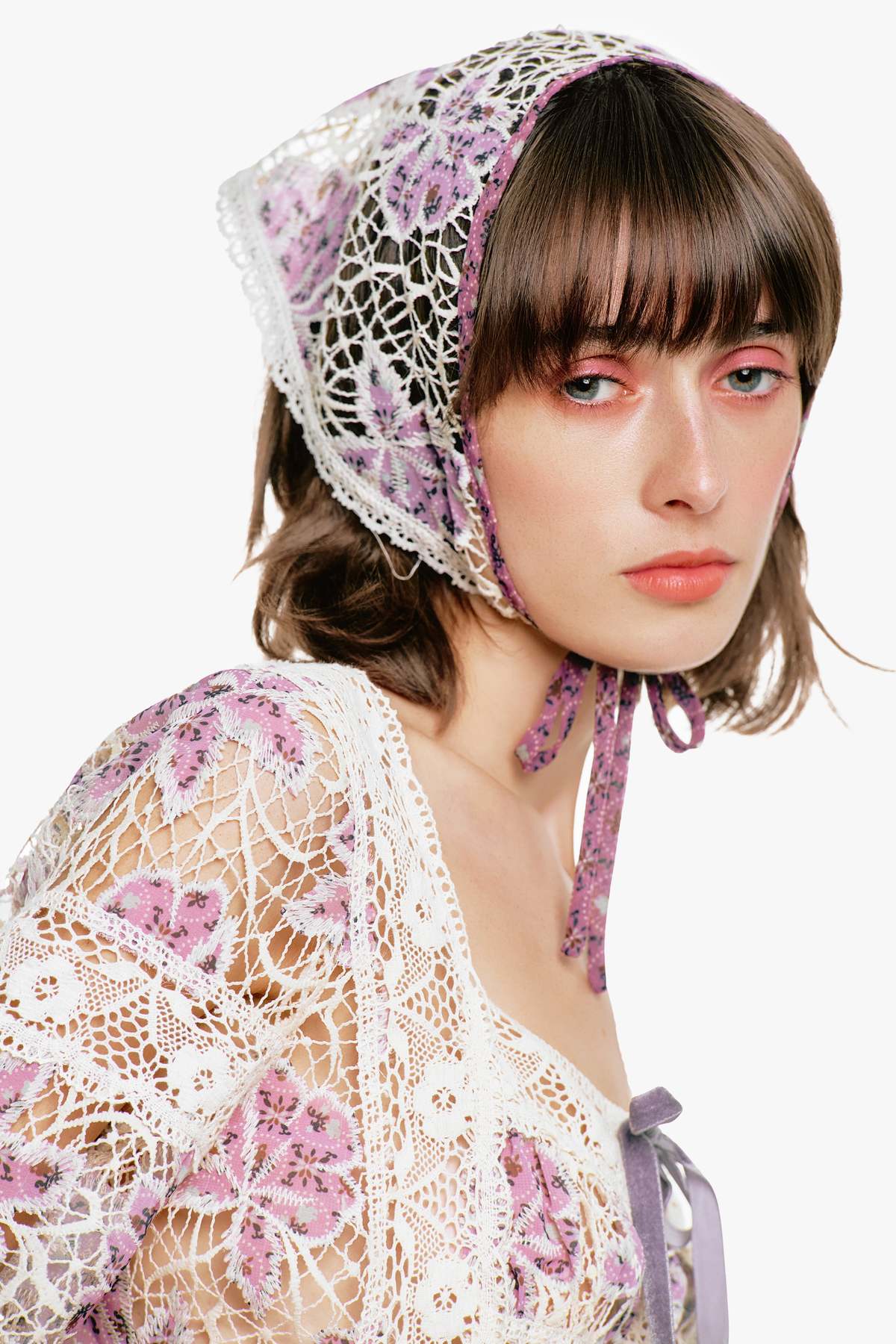 Anna Sui Medallion Floral Lace Headscarf - Mauve/Cream - Image 2 of 6
