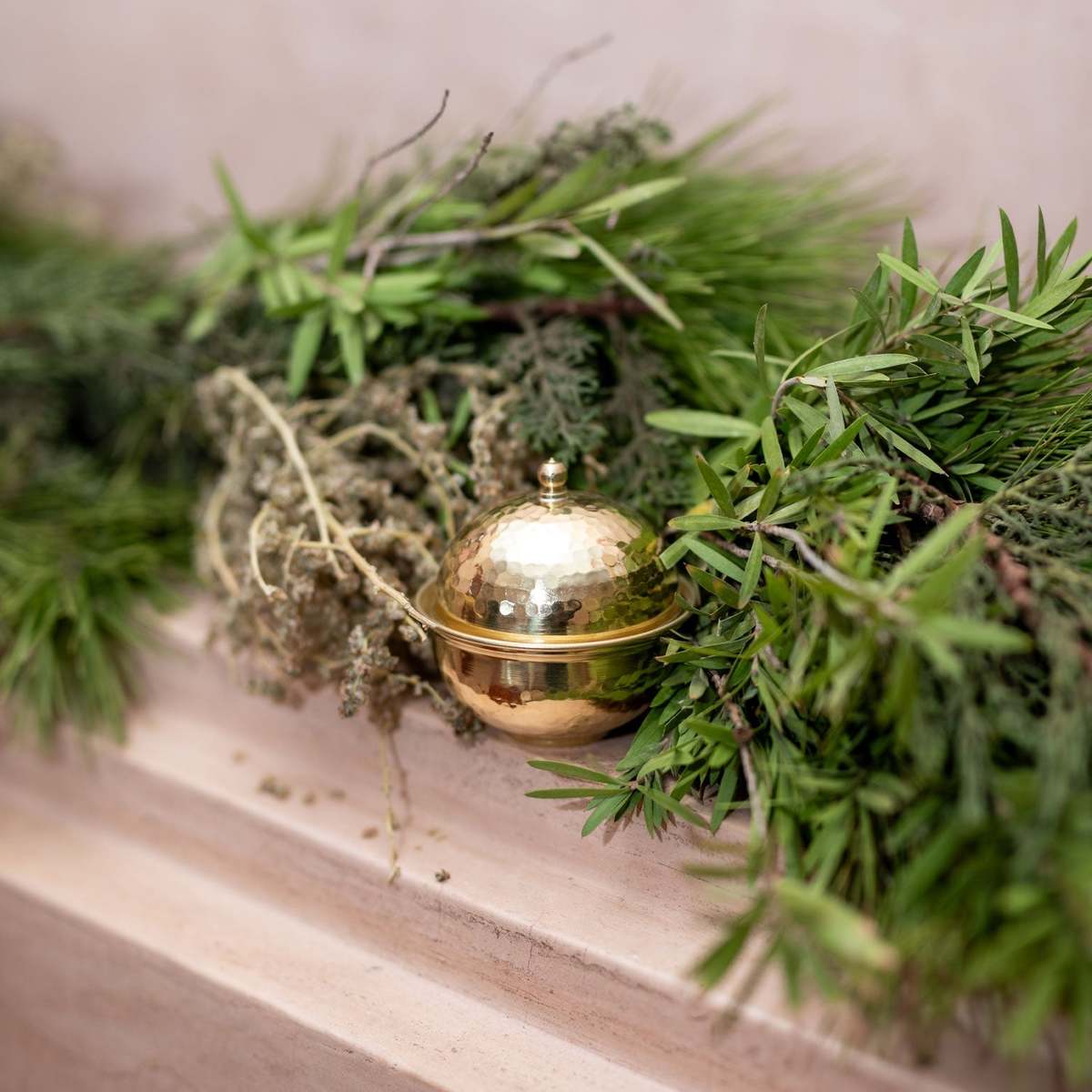 APARTMENT F Handcrafted Brass Trinket Dish - Image 3 of 5