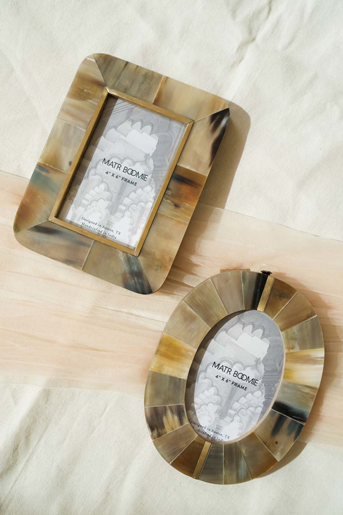 Matr Boomie Kachhua Picture Frame - Horn, Brass Inlay - Image 3 of 3