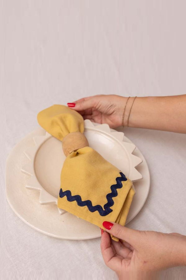 APARTMENT F Ric-Rac Linen Napkins - Set of 2