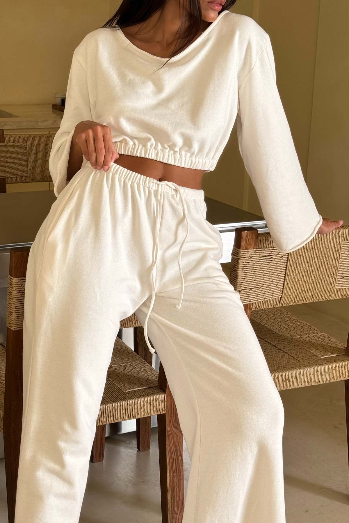 BAHHGOOSE NEEN SWEATER - Creme - Image 1 of 4