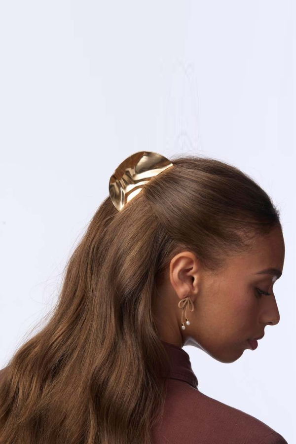 LeLe Sadoughi Metal Baroque Claw Clip - Gold