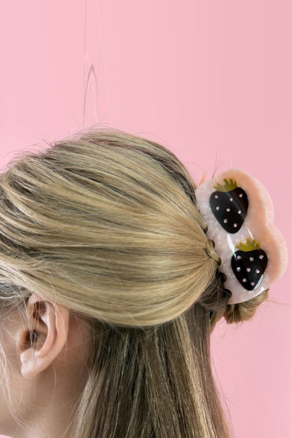 Centinelle Strawberries Hair Claw