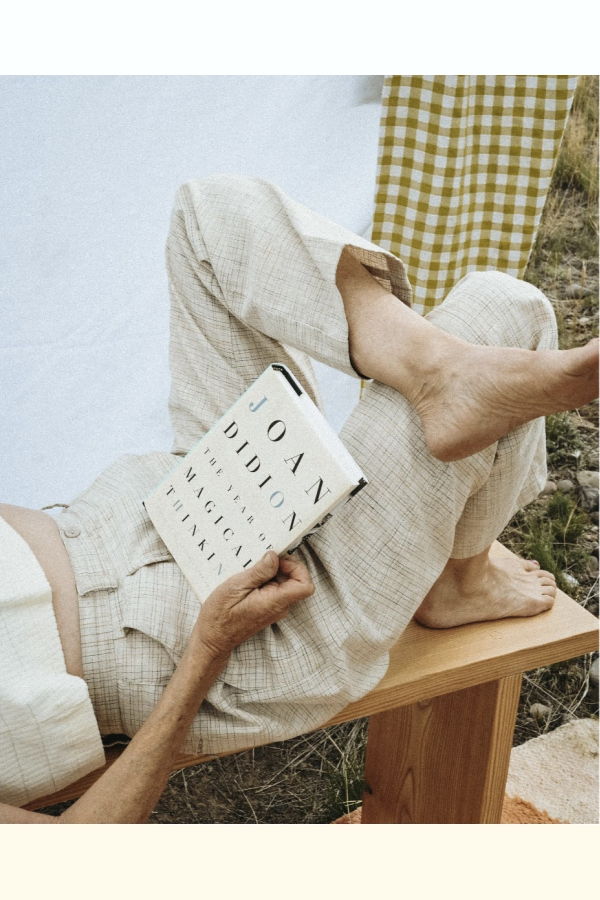 "The Year of Magical Thinking" by Joan Didion Book