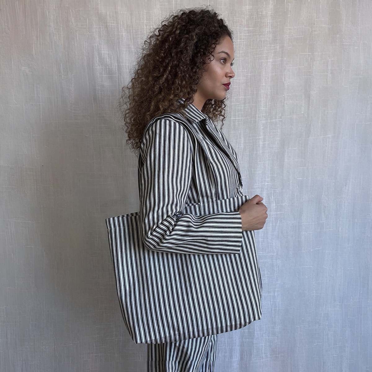 London Atelier Byproduct Blazer Trousers Corset and Tote Bag Set - Image 10 of 11