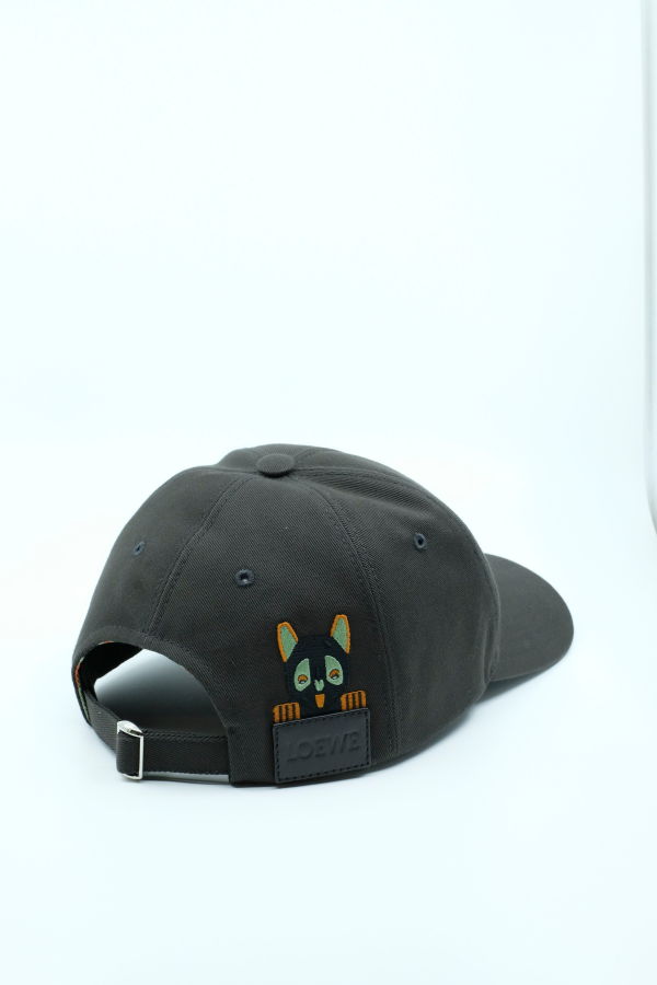 LOEWE Futurist Cat Cap - Brown