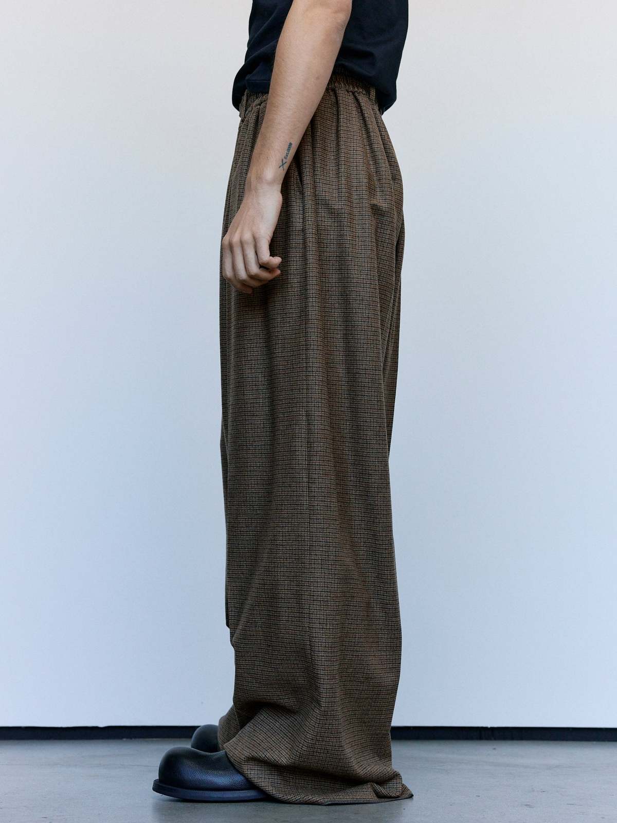 Martine Rose Extreme Wide Leg Tailored Trouser - Image 3 of 7