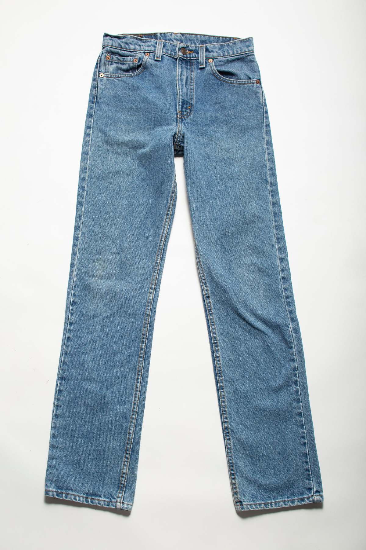 Levi's 505 Vintage Jeans - Mid Wash - Image 2 of 3