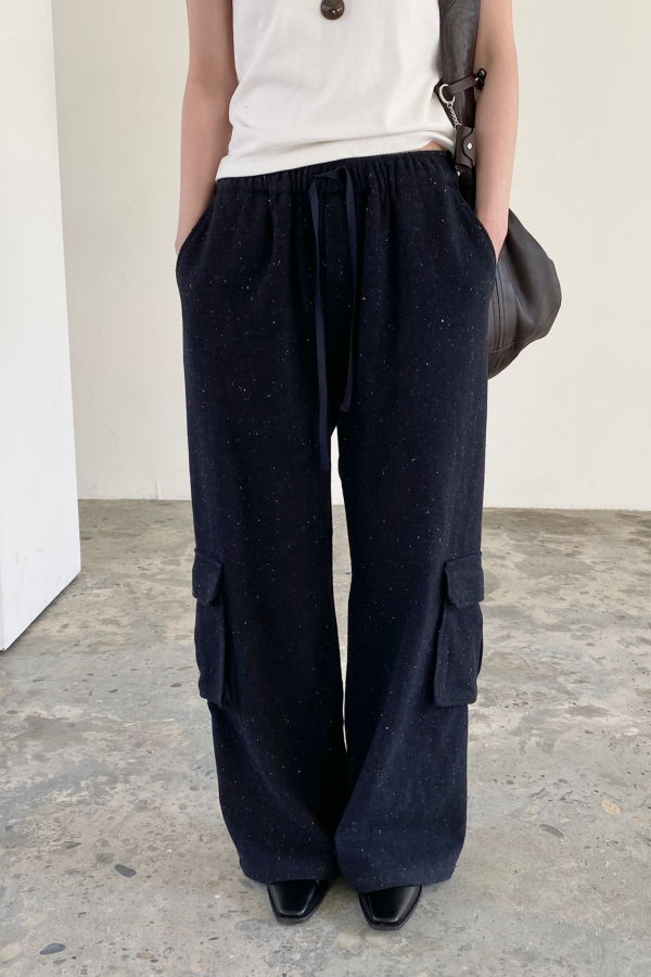 The NKC Store Yuko Cargo Sweatpants