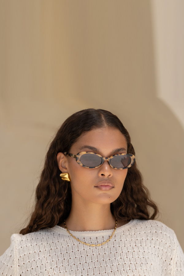 FREYRS Eyewear Mimi Acetate Oval Sunglasses - Milky Tortoise