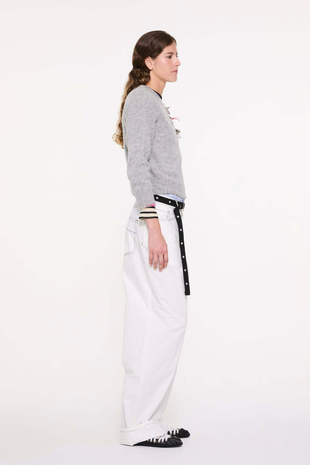 LA FETICHE Joy Crewneck Shetland Sweater - Light Grey - Image 9 of 9