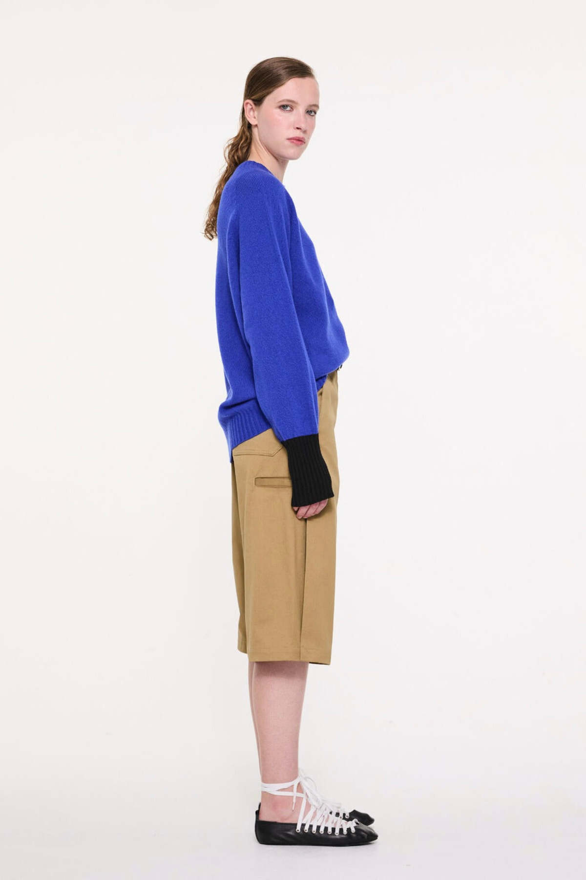 LA FETICHE Lambswool Sweater with Contrast Cuff - Image 9 of 10