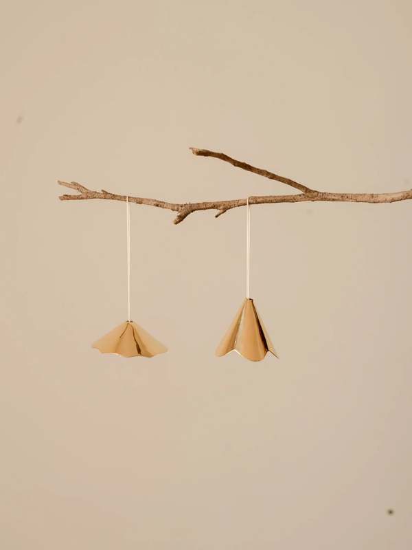 Fleck S/2 Petunia Flower Ornaments Fleck S/2 Petunia Flower Ornaments