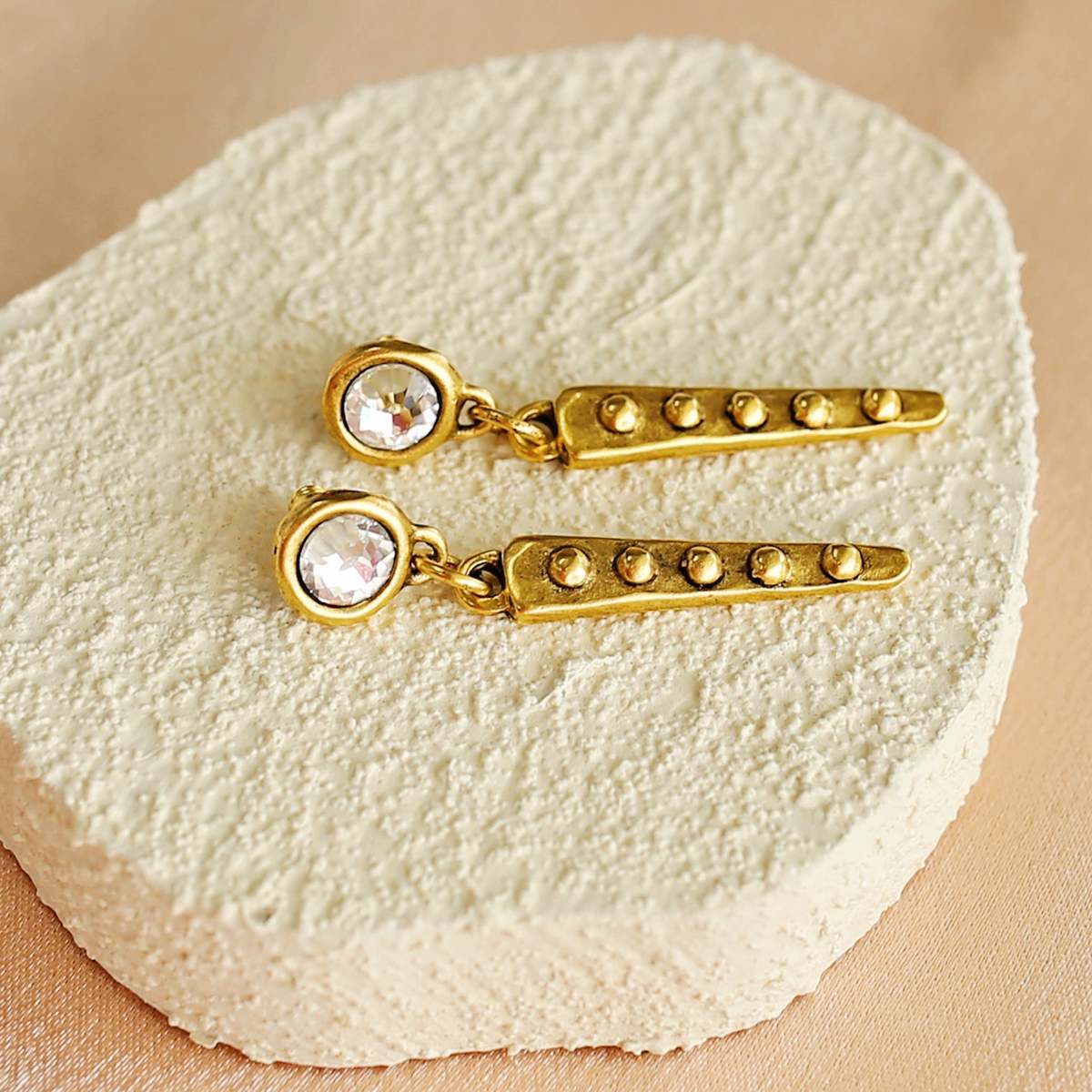 Bowood Lane Vale Earrings - Image 3 of 3