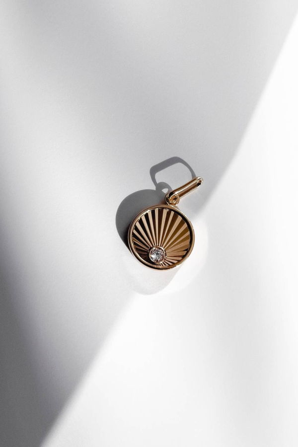 Thatch Birth Of Venus Charm