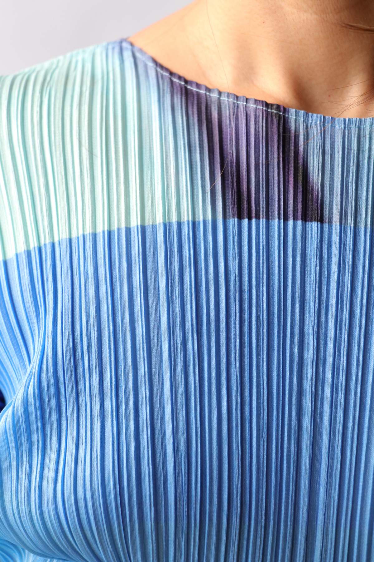 Pleats Please by Issey Miyake City Collage Top - Image 4 of 5