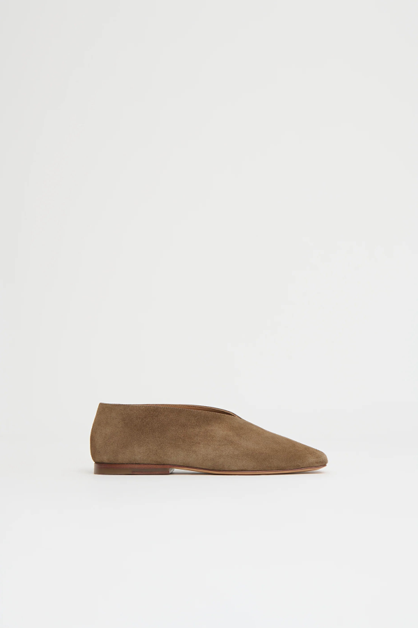 Mansur Gavriel Square Soft V Flat