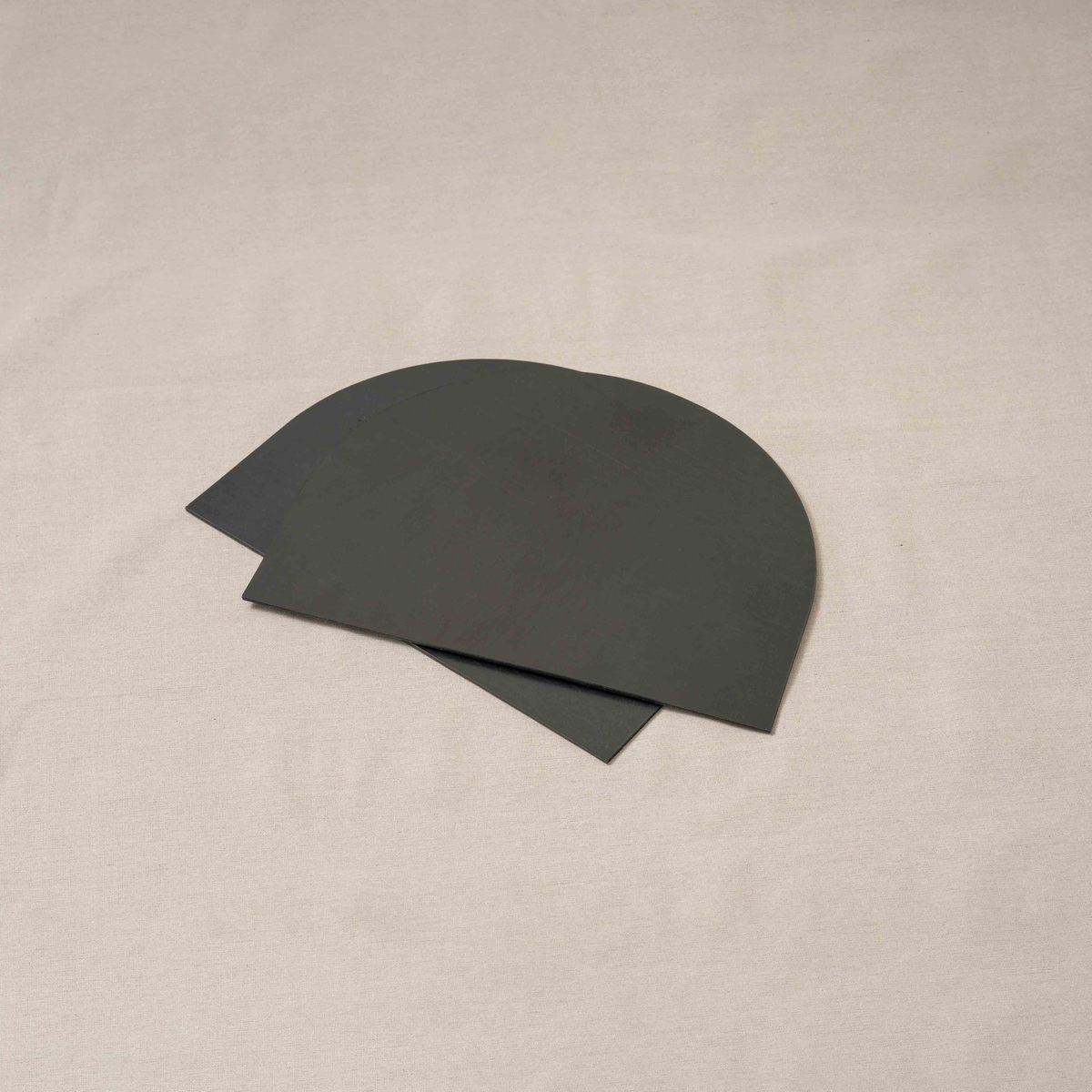 Pare Arch Placemat Pair - Image 1 of 7