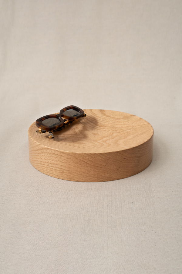 Pare Medium Catchall Dish in Oak