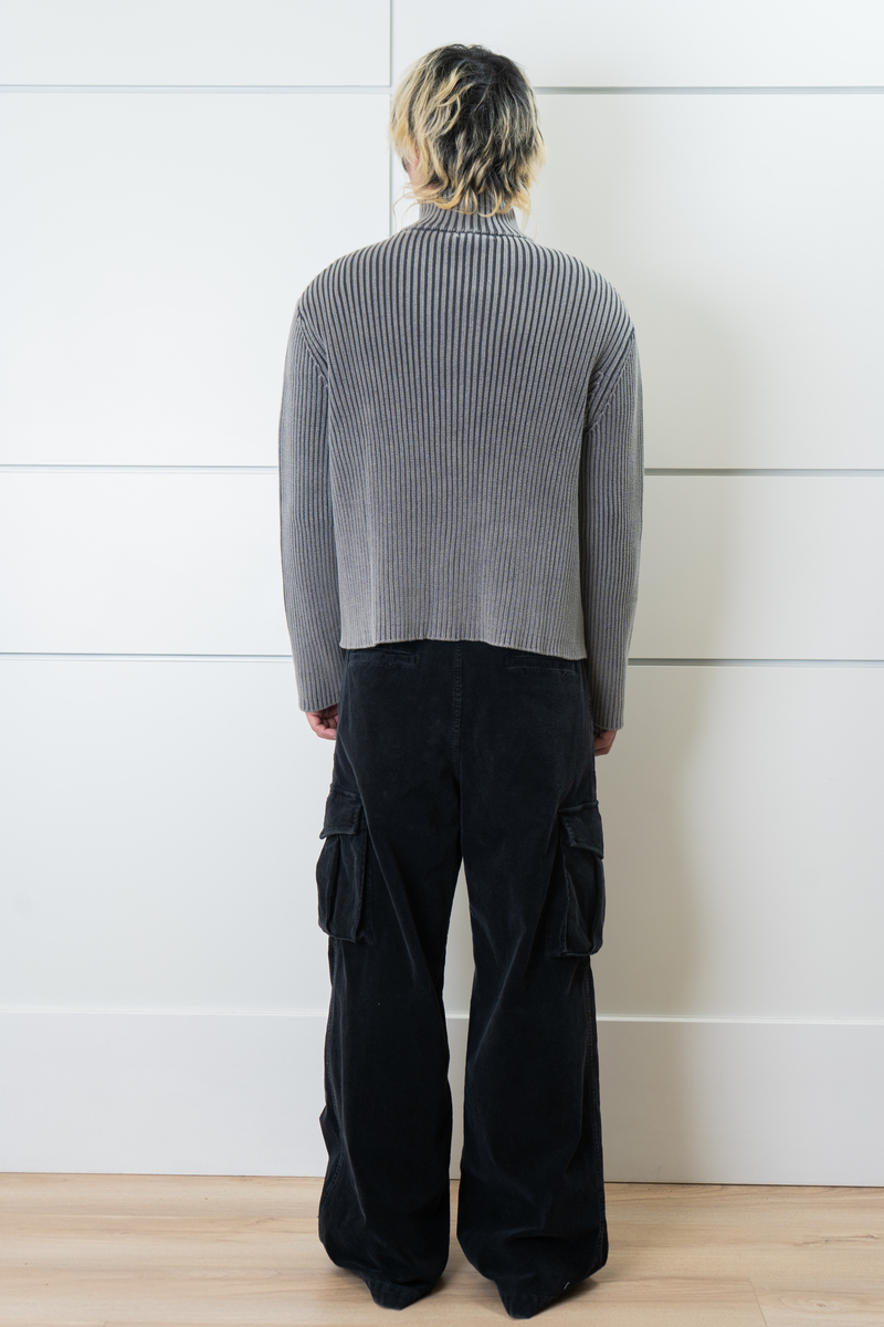 INSAIT Fade Zipper Sweater