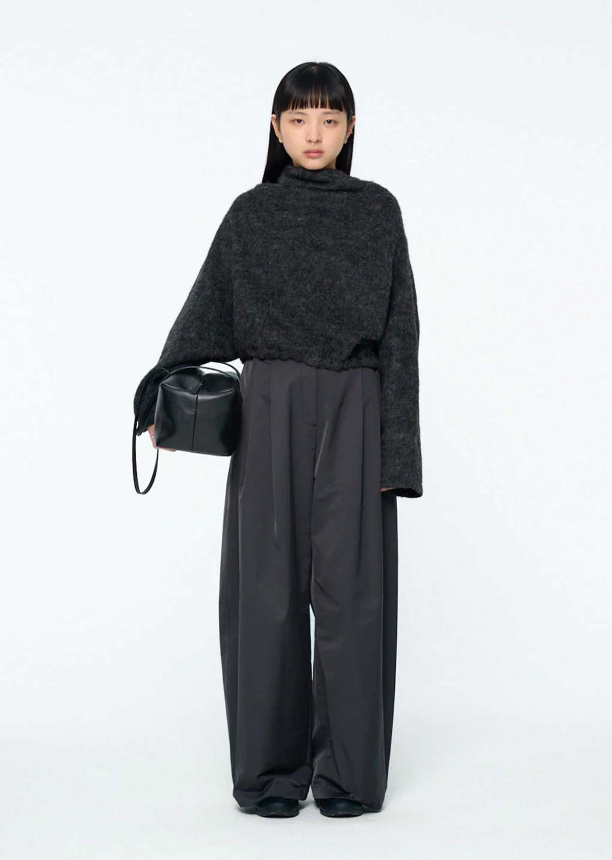 AMOMENTO Two Tuck Balloon Pants - Charcoal - Image 3 of 7
