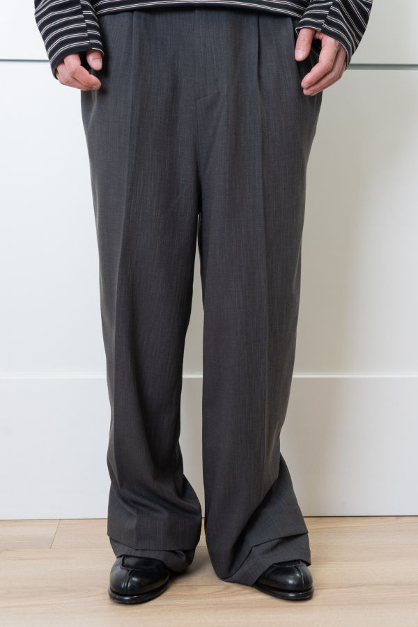 SYUMAN Nu Suit Trousers - Dark Grey