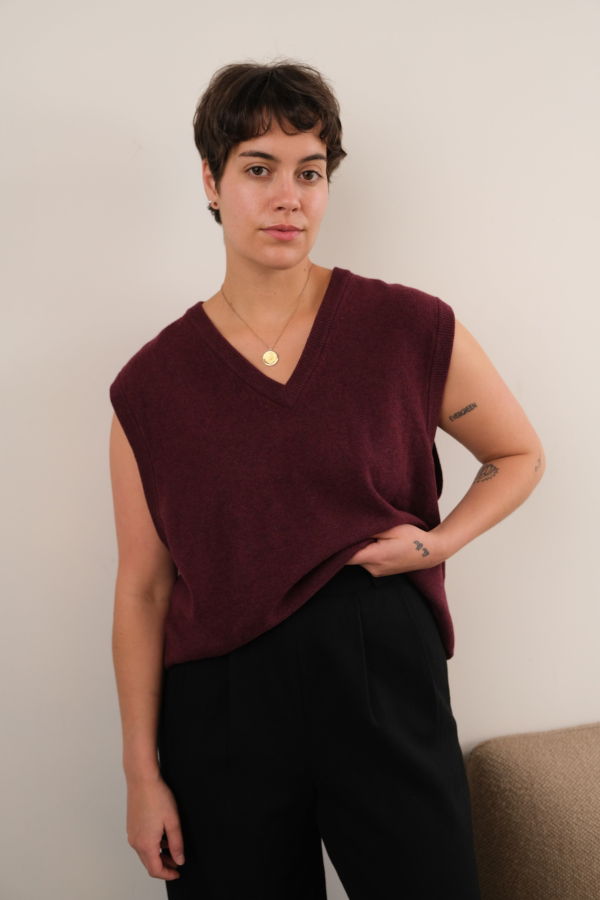 Hermine Vintage Merlot Lambswool V-Neck Sweater Vest - Burgundy