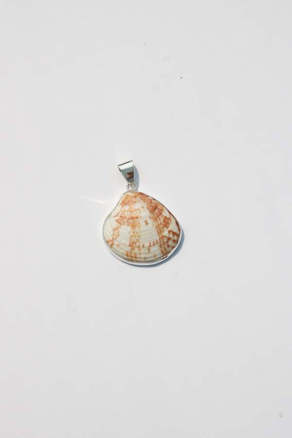 Odissea NY Medium Shell Pendants