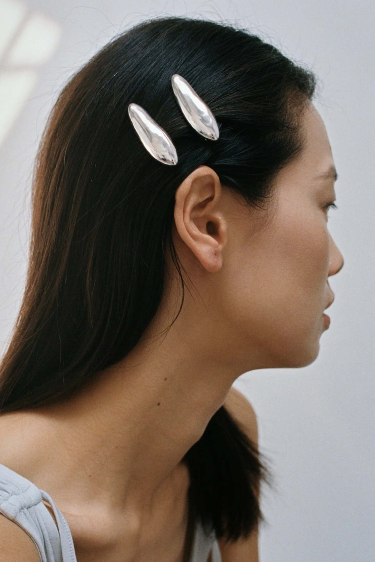 Wolf Circus Bean Clip Hair Clip - Silver - Image 1 of 3