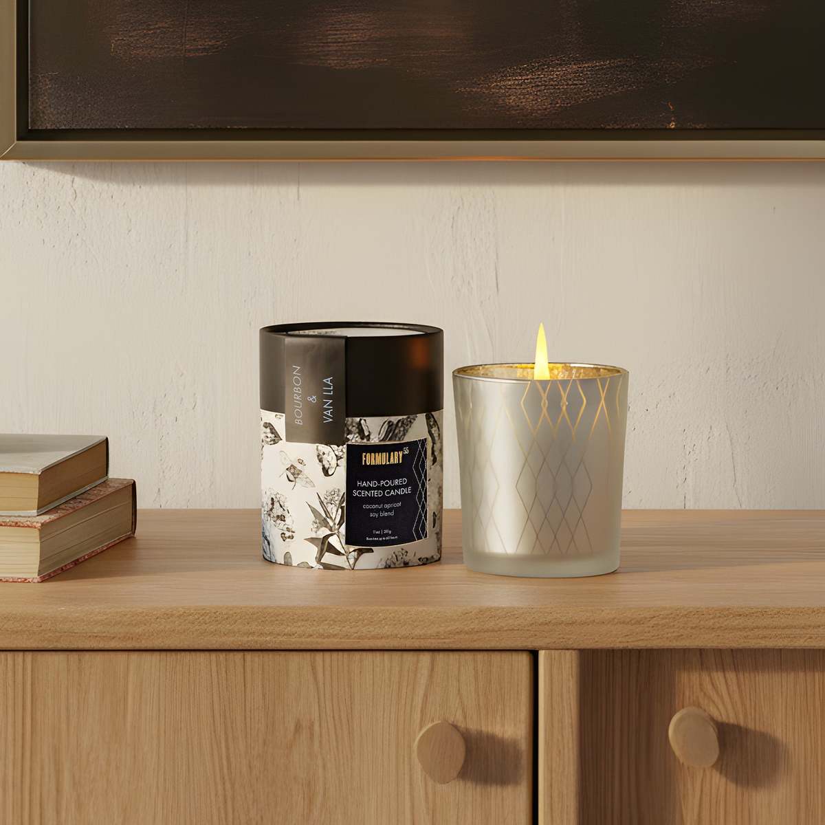 Formulary 55 Bourbon & Vanilla Glow Candle - Image 2 of 6