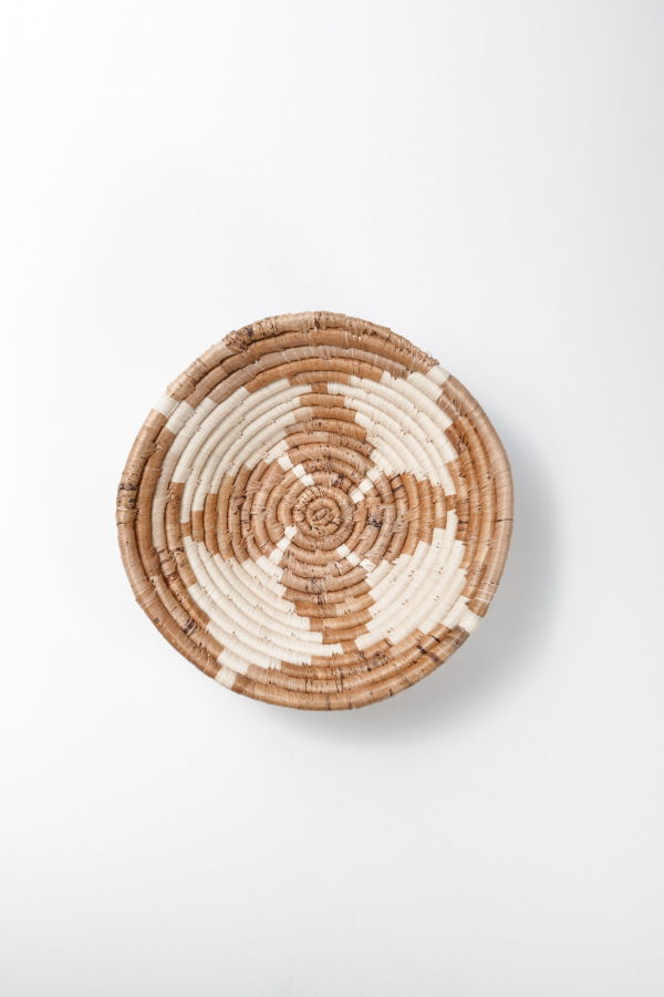 Maadili Collective Small Monochrome Daisy Banana Fiber Basket
