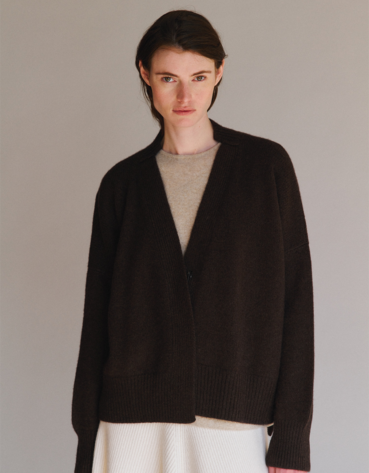 Oyuna Chocolate Aire Chunky Knit Cardigan - Image 6 of 9
