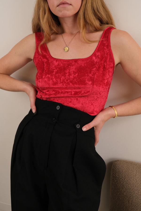 Hermine Vintage 00s Ruby Velvet Scoopneck Tank Top - Red
