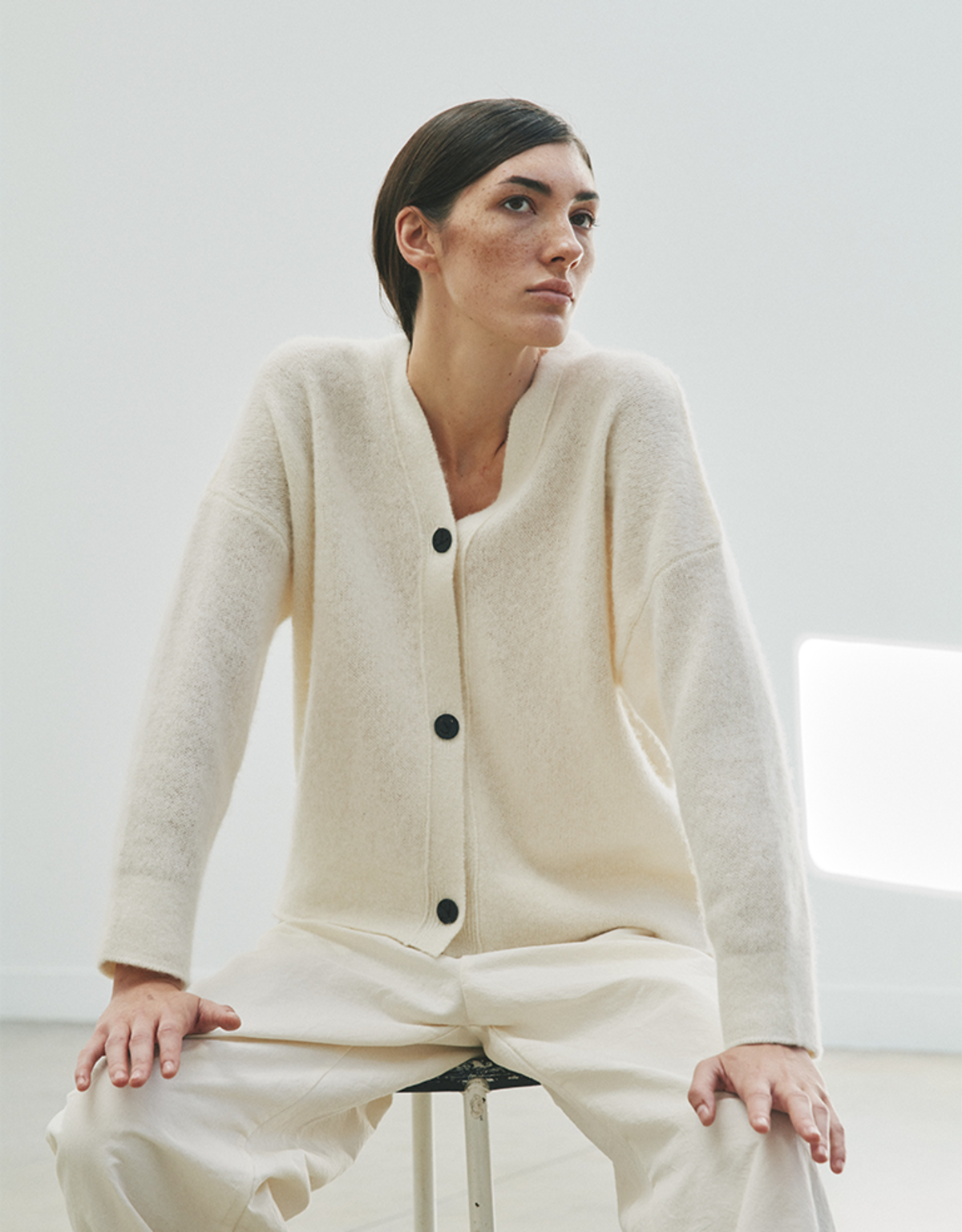 Oyuna Ila Cashmere Cardigan - Image 2 of 7