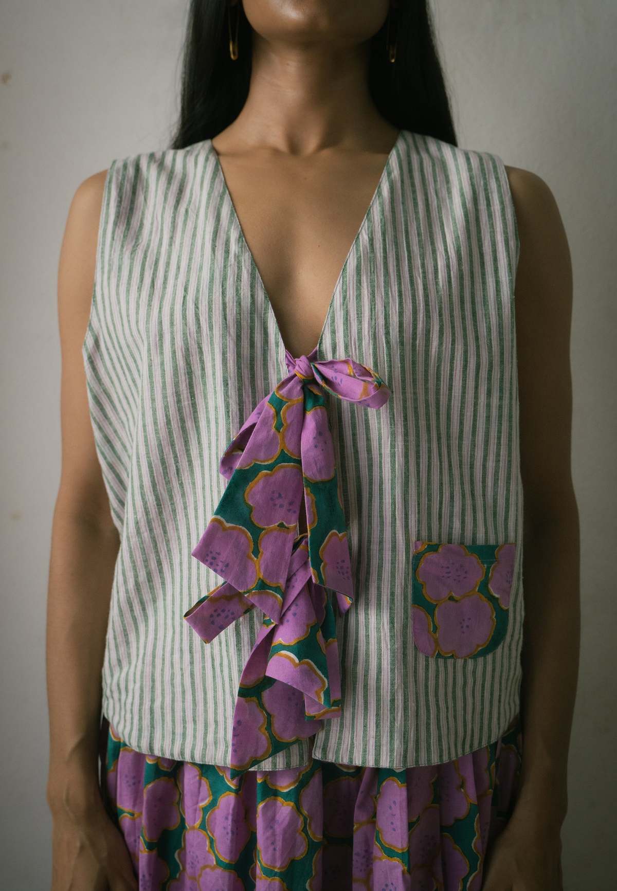 IKKIVI Clover Reversible Waistcoat - Multi-Color - Image 2 of 11