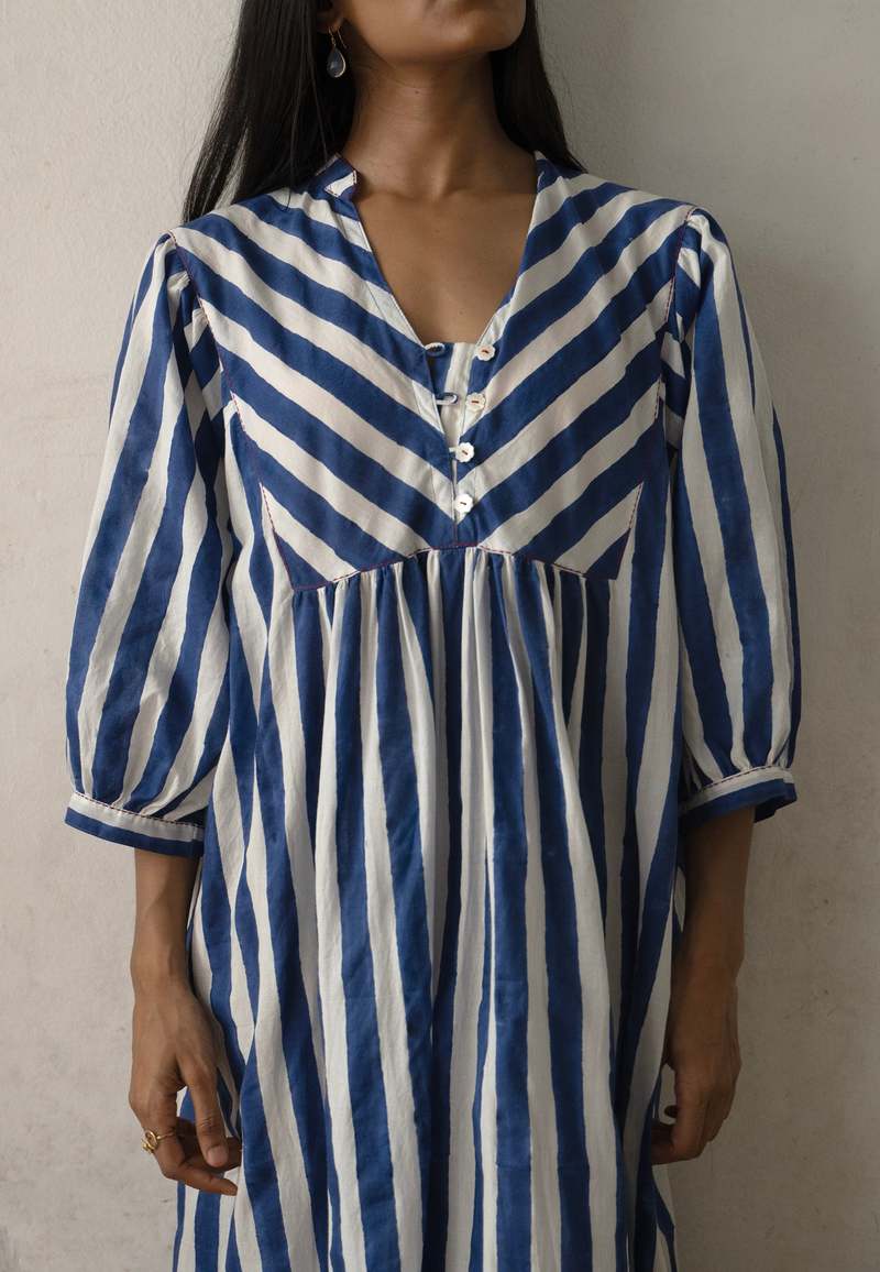 IKKIVI Nidar Tea Dress - Blue