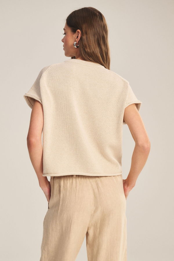 Velvet by Graham & Spencer Keeny Short Sleeve Sweater Top