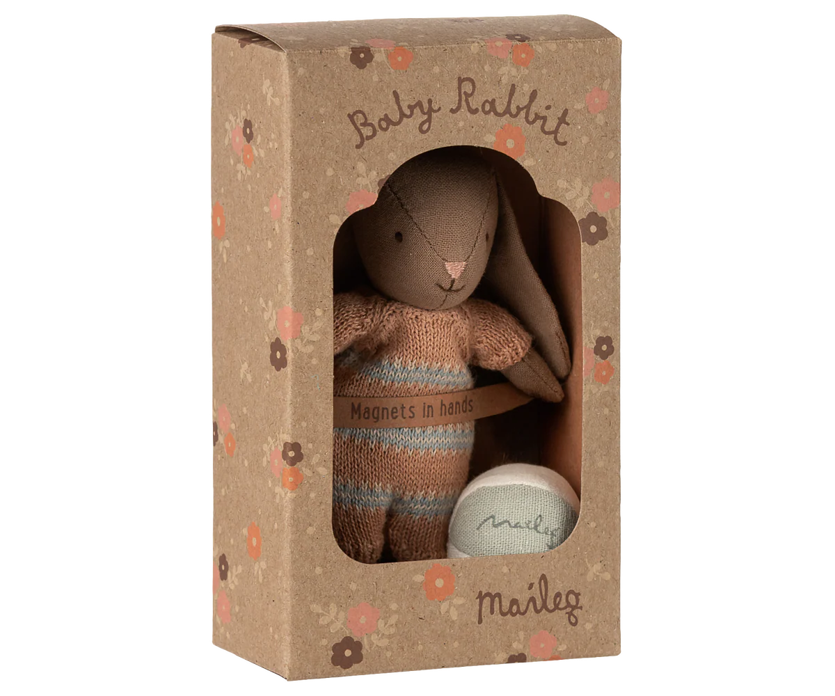 KIDS Maileg Bunny Set, Micro Toy Set - Image 1 of 2