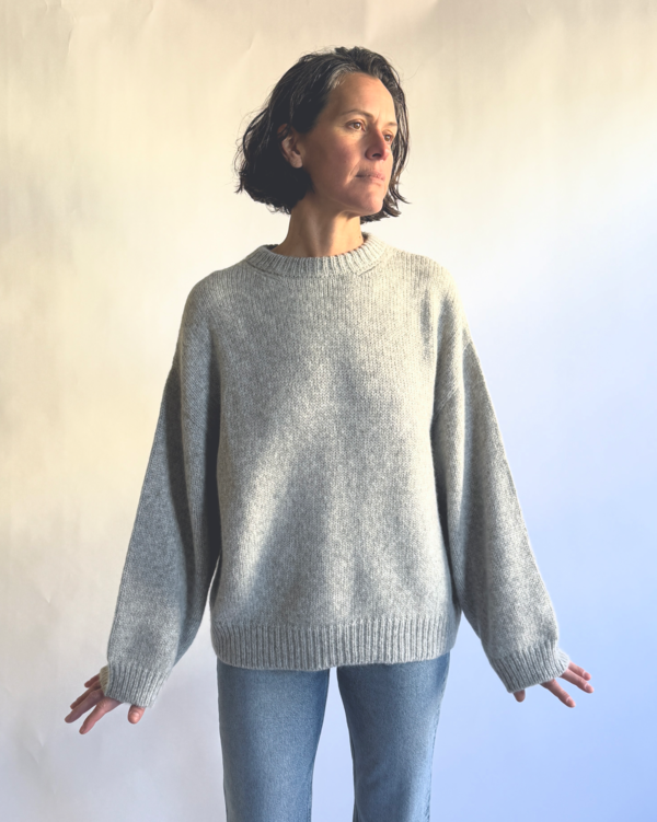 MAMNE Boyfriend Sweater - Heather Grey