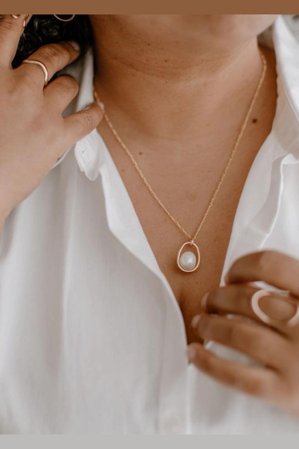 Gem & Blue Lulu Pearl Necklace