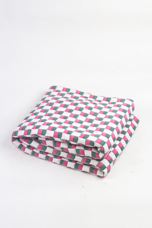 Archive New York Quilted Suzani Throw Blanket - Pink/Green