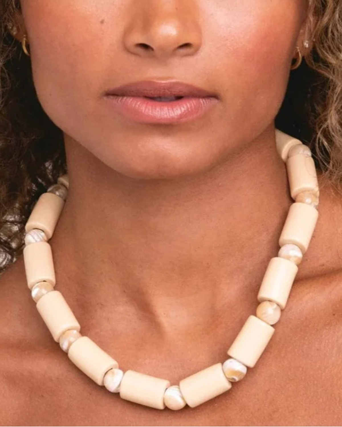 Her New Tribe Crepe and Conch Mother of Pearl Bead Five Necklace - Pink - Image 2 of 4