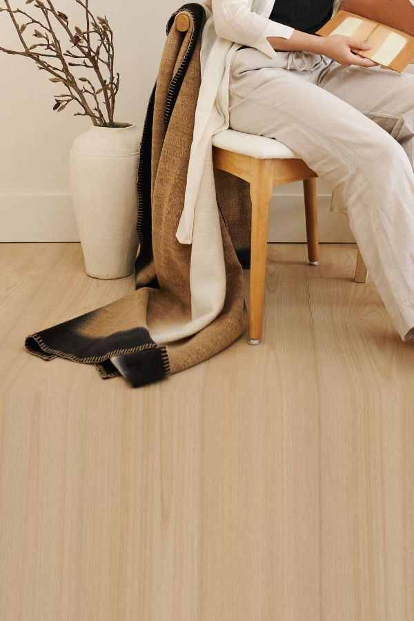 Variously Siro Throw