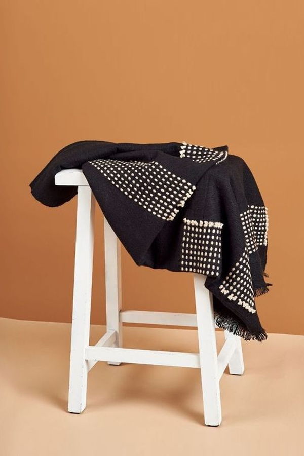 Variously Handloom Throw - Black