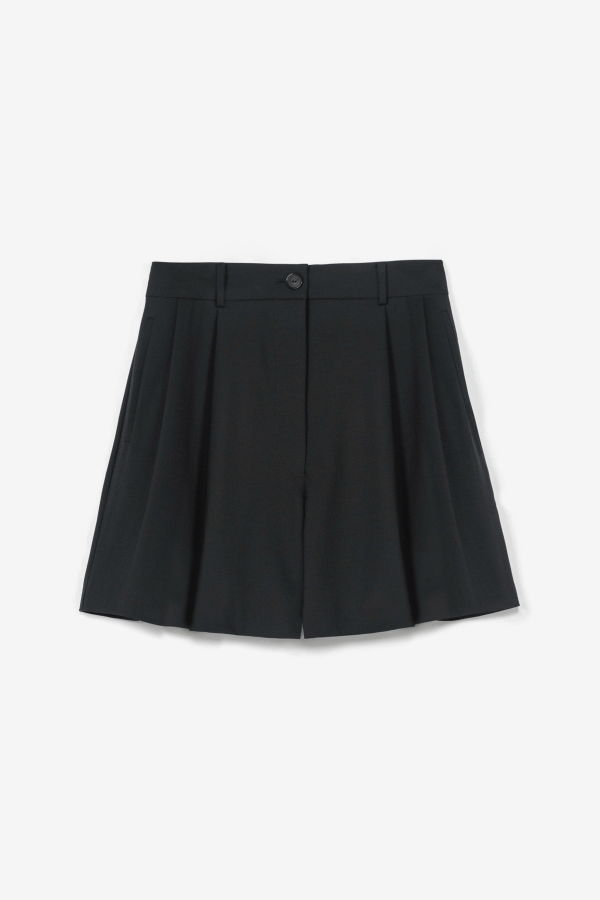 Cordera Tailored Bermuda Shorts - Black
