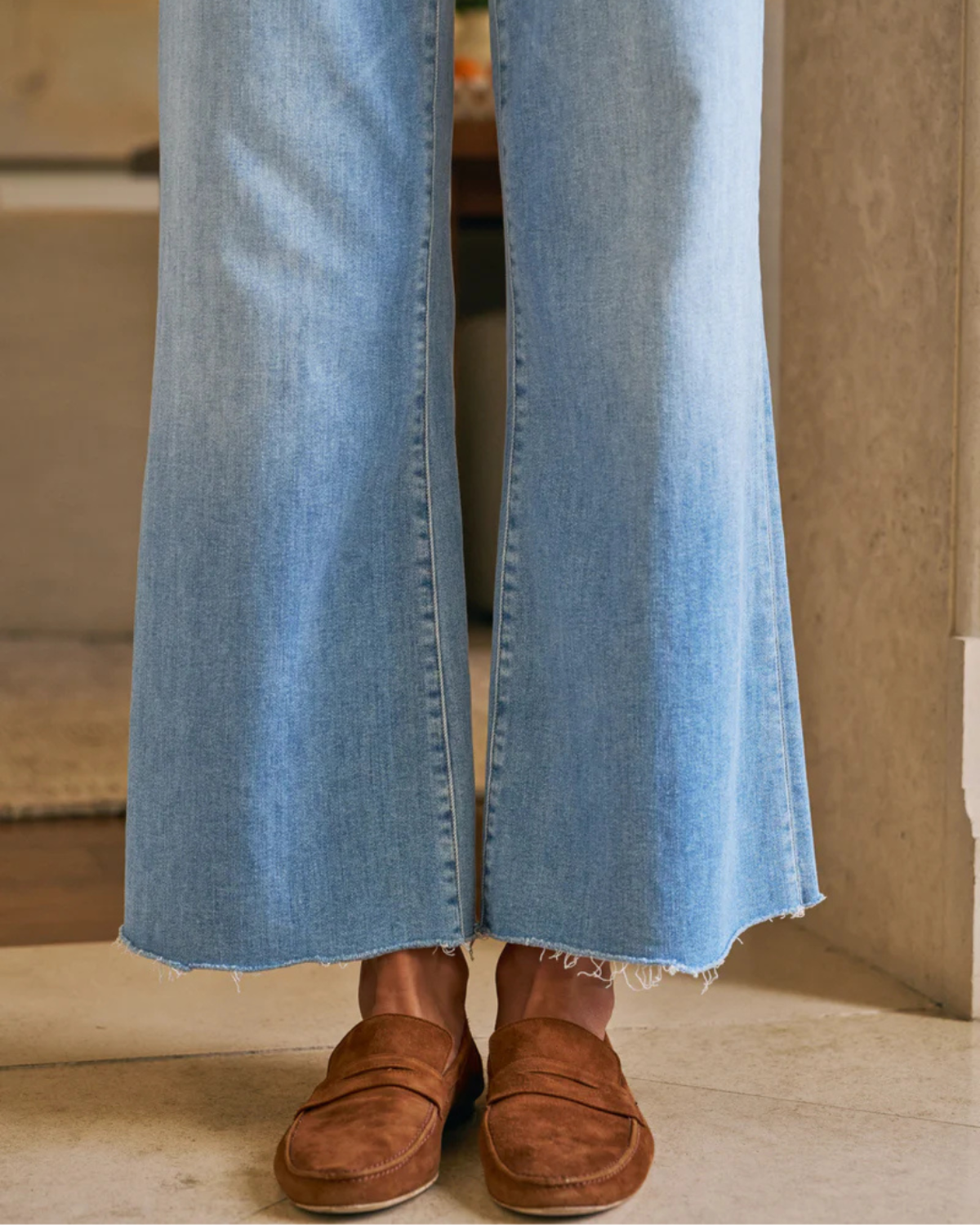 Frank & Eileen Galway Wide-Leg Jeans - 1971 Faded Blue - Image 5 of 5