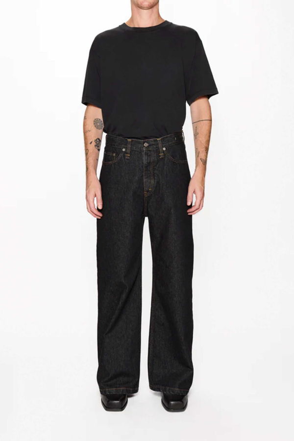 HOPE Flared Jeans - Rinsed Black