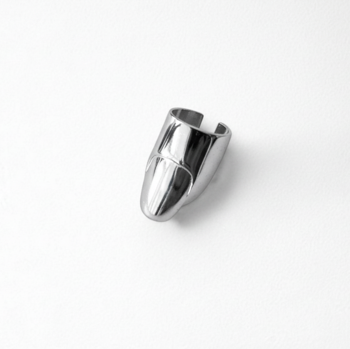 London Atelier Byproduct Silver Finger Cover With Nail Detail Ring - Image 3 of 3
